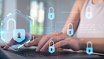 Sicherheit in der Online-Kommunikation mit verschlüsselten E-Mails.