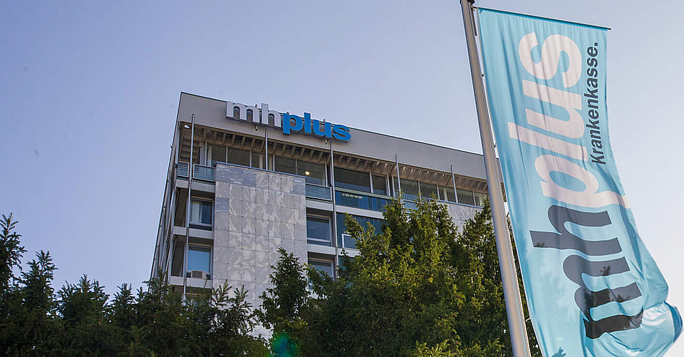 Das Gebäude der mhplus in Ludwigsburg ist ein Hochhaus mit elf Stockwerken.
