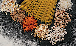 Statt Weizenmehl Nudeln, Reis und Couscous aus Hülsenfrüchten